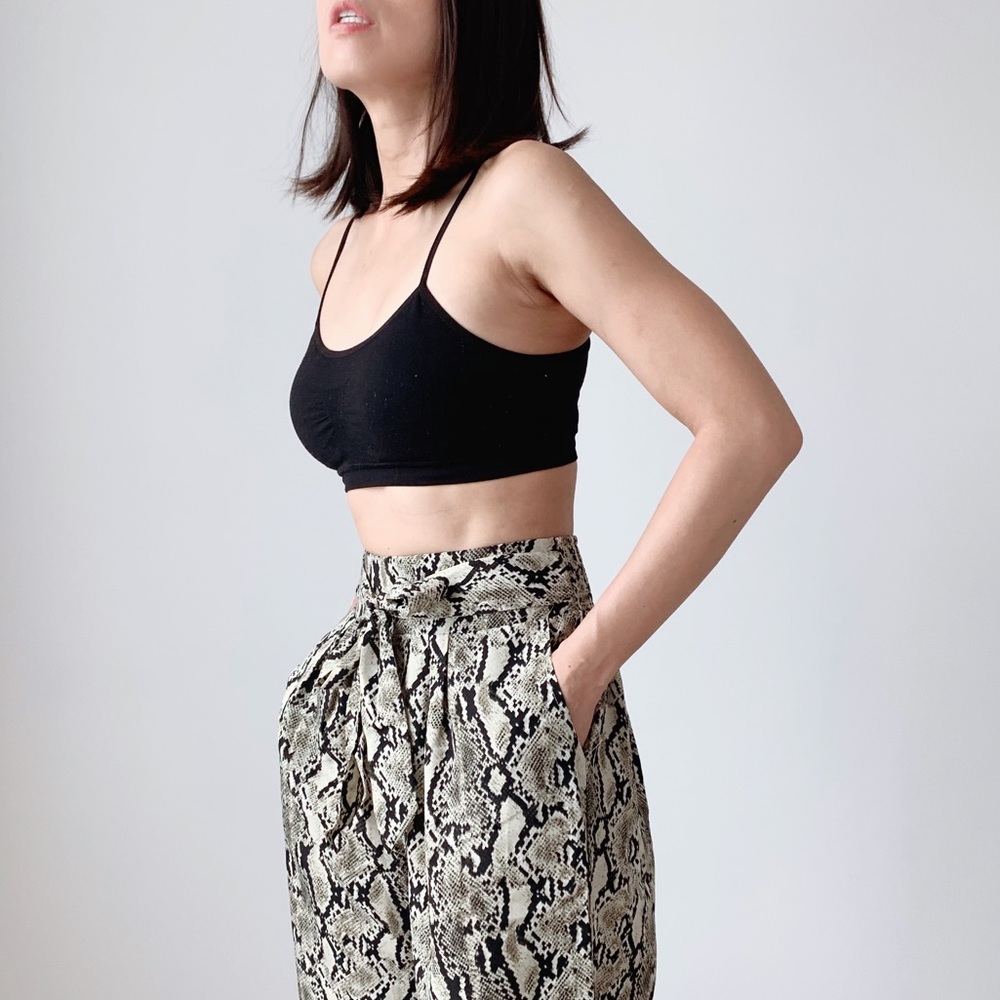 JET SET high waisted Snakeskin pants - Picture 7 of 9